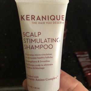 Volumizing Scalp Stimulating Shampoo
